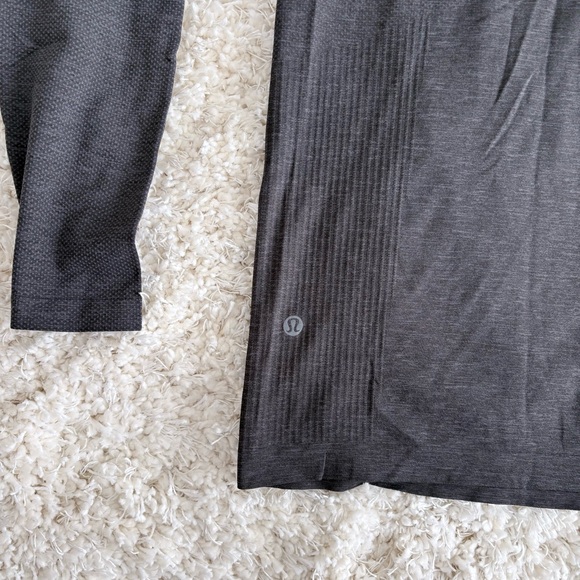 Lululemon Base Layer Quarter Zip - Picture 4 of 4
